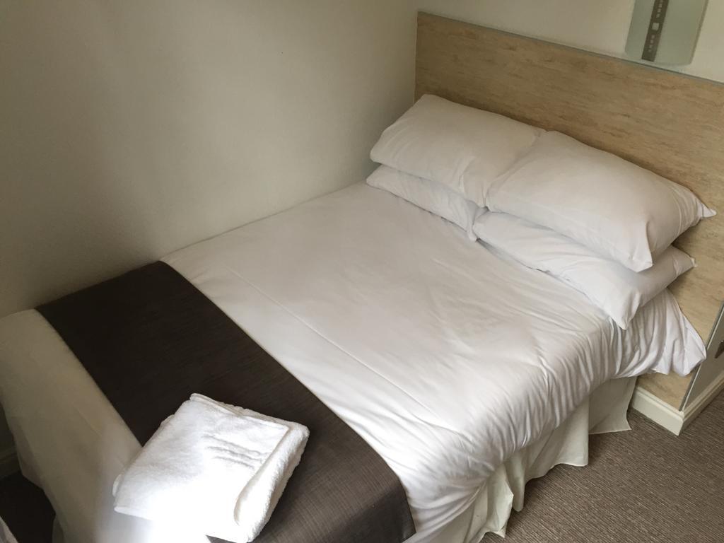 The Victoria Hotel Manchester By Compass Hospitality Oldham Eksteriør bilde