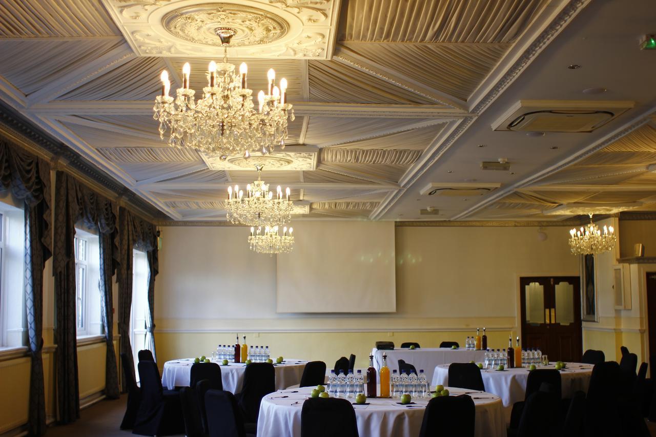 The Victoria Hotel Manchester By Compass Hospitality Oldham Eksteriør bilde