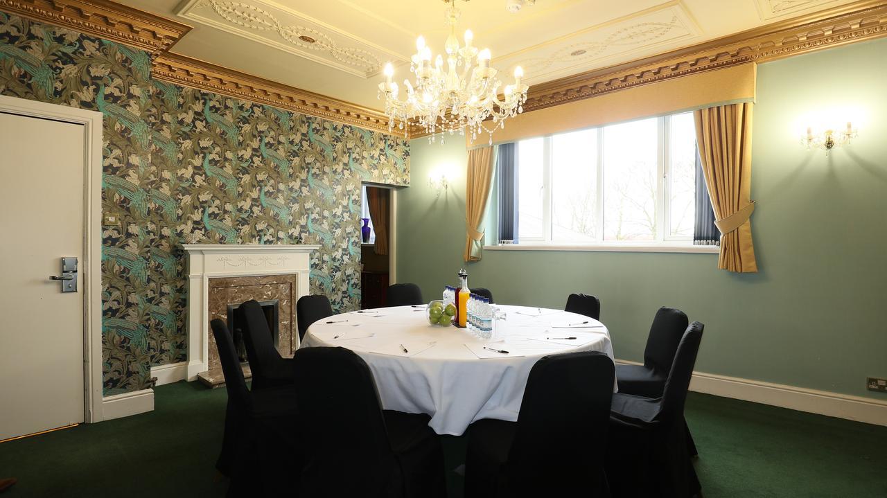 The Victoria Hotel Manchester By Compass Hospitality Oldham Eksteriør bilde